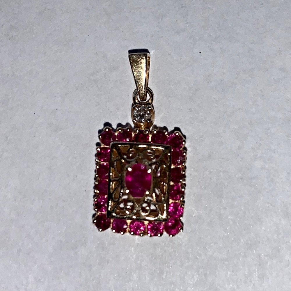 14K gold Ruby pendant